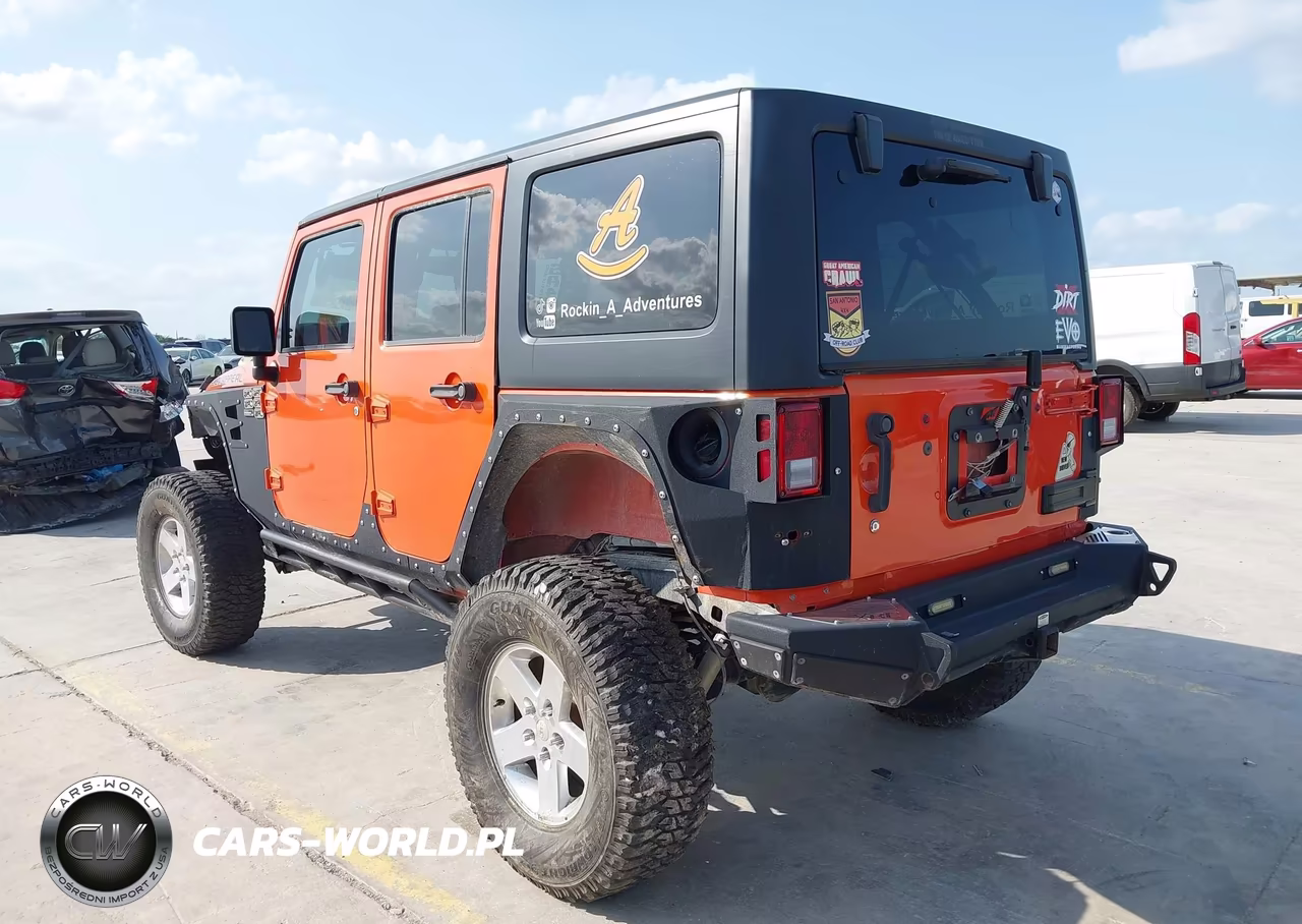2015 Jeep Wrangler Unlimited Rubicon VIN:1C4HJWFG5FL734535 - 3
