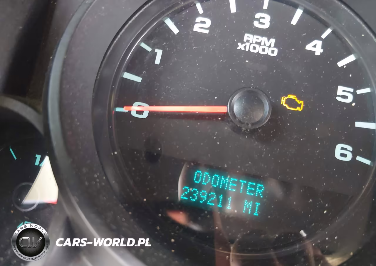 2010 Chevrolet Silverado 1500 Ls VIN:1GCSCREA8AZ192271 - 15