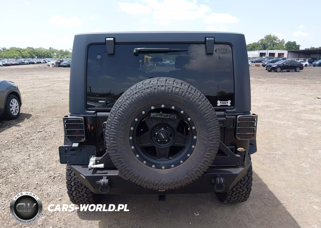 2011 Jeep Wrangler Unlimited Sport VIN:1J4BA3H1XBL507956 - 16