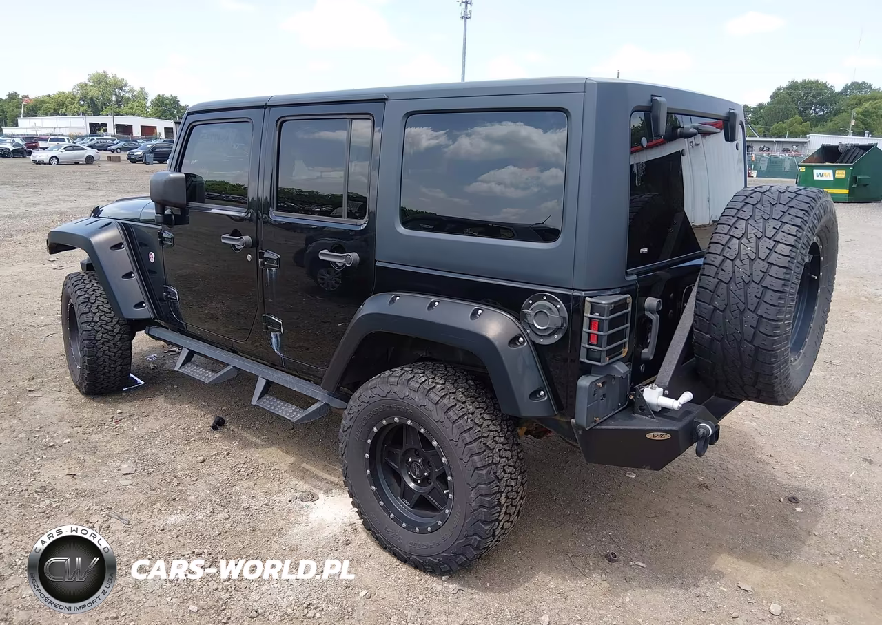 2011 Jeep Wrangler Unlimited Sport VIN:1J4BA3H1XBL507956 - 3