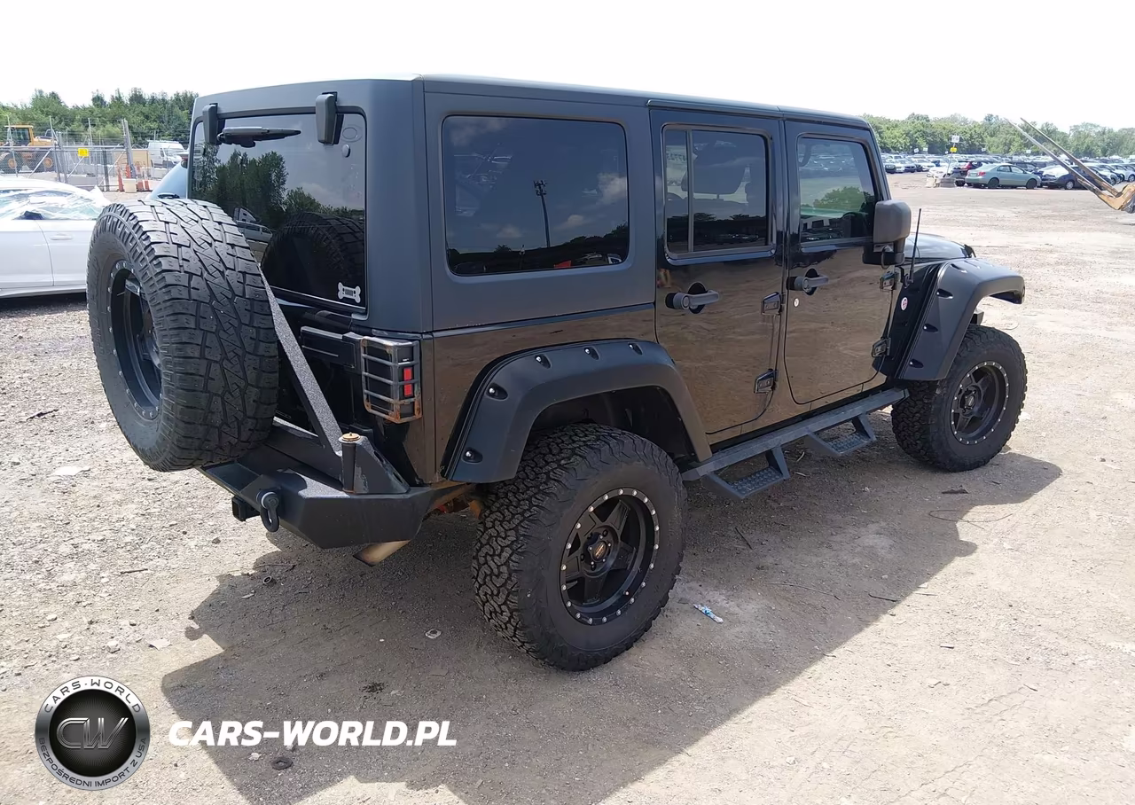2011 Jeep Wrangler Unlimited Sport VIN:1J4BA3H1XBL507956 - 4