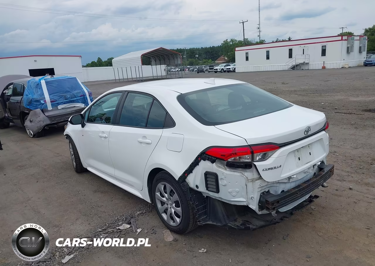 2020 Toyota Corolla Le VIN:5YFEPRAE3LP081151 - 3