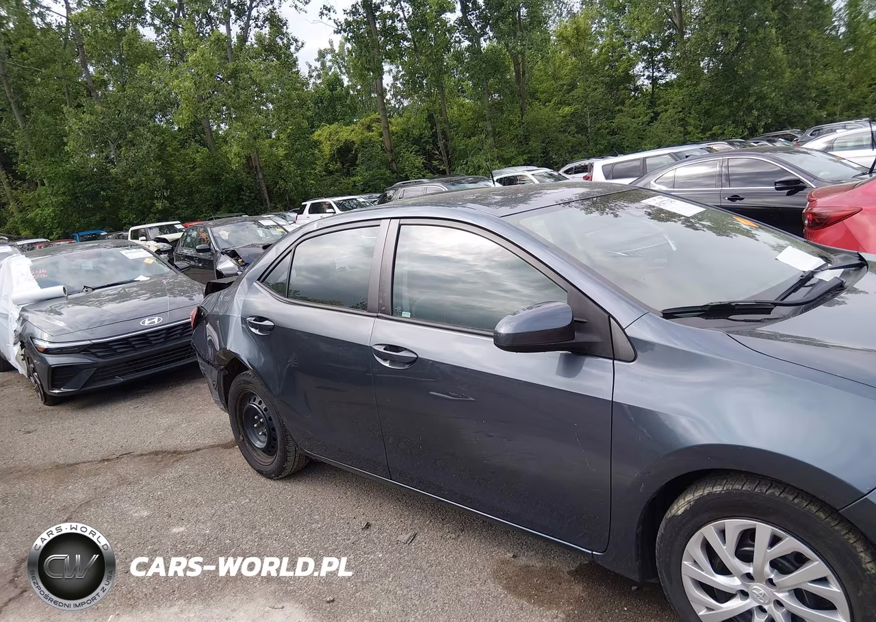 2018 Toyota Corolla Le VIN:2T1BURHE7JC988435 - 14