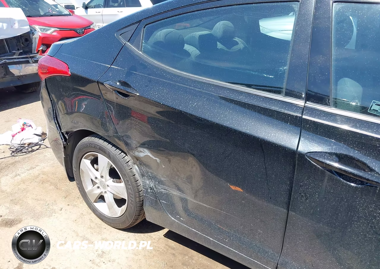 2013 Hyundai Elantra Gls VIN:5NPDH4AE8DH402157 - 6