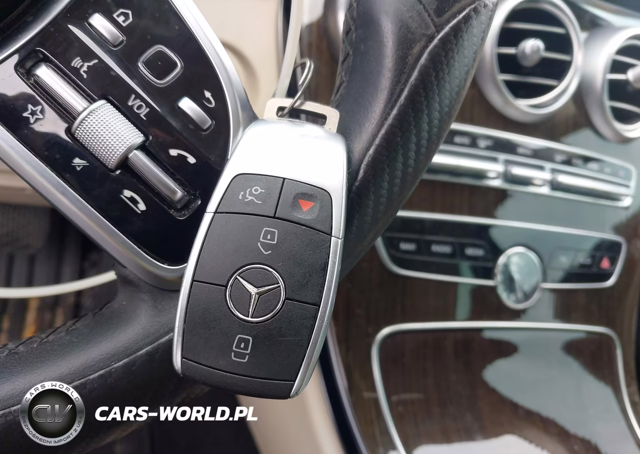 2021 Mercedes-Benz C 300 Sedan VIN:W1KWF8DBXMR611633 - 11