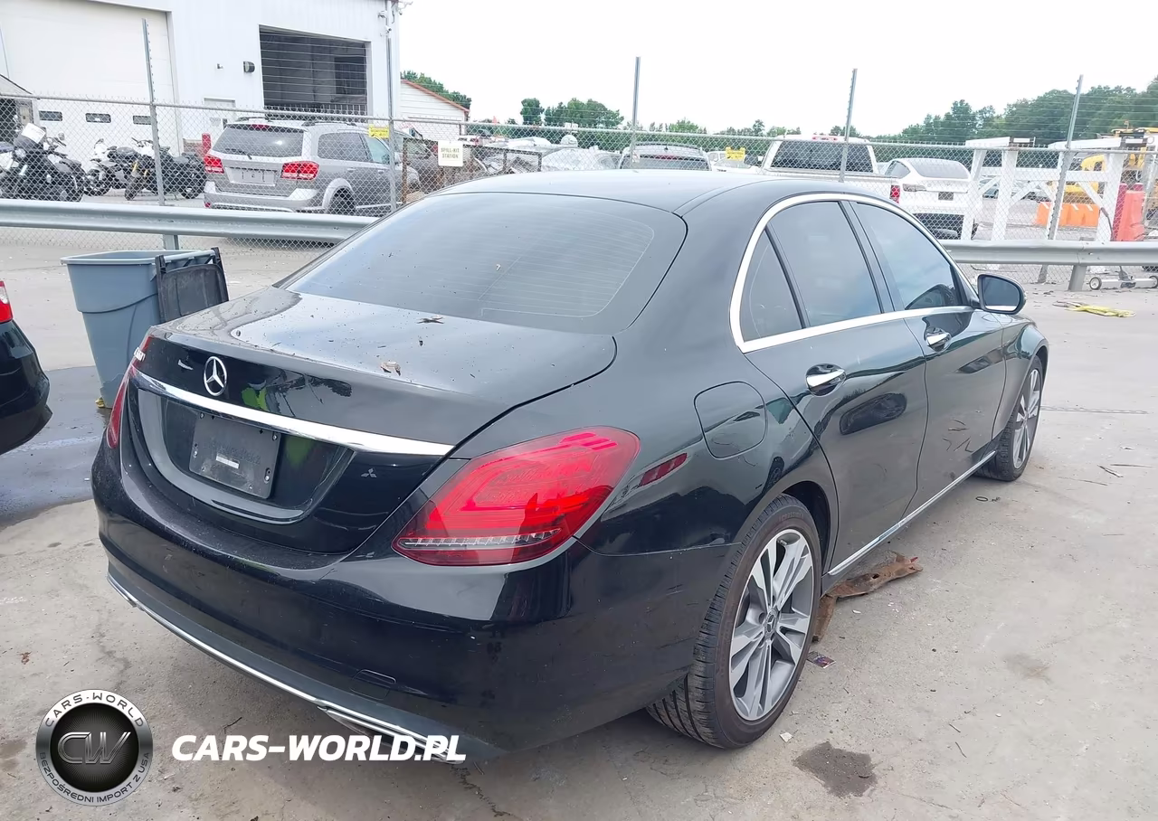 2021 Mercedes-Benz C 300 Sedan VIN:W1KWF8DBXMR611633 - 4