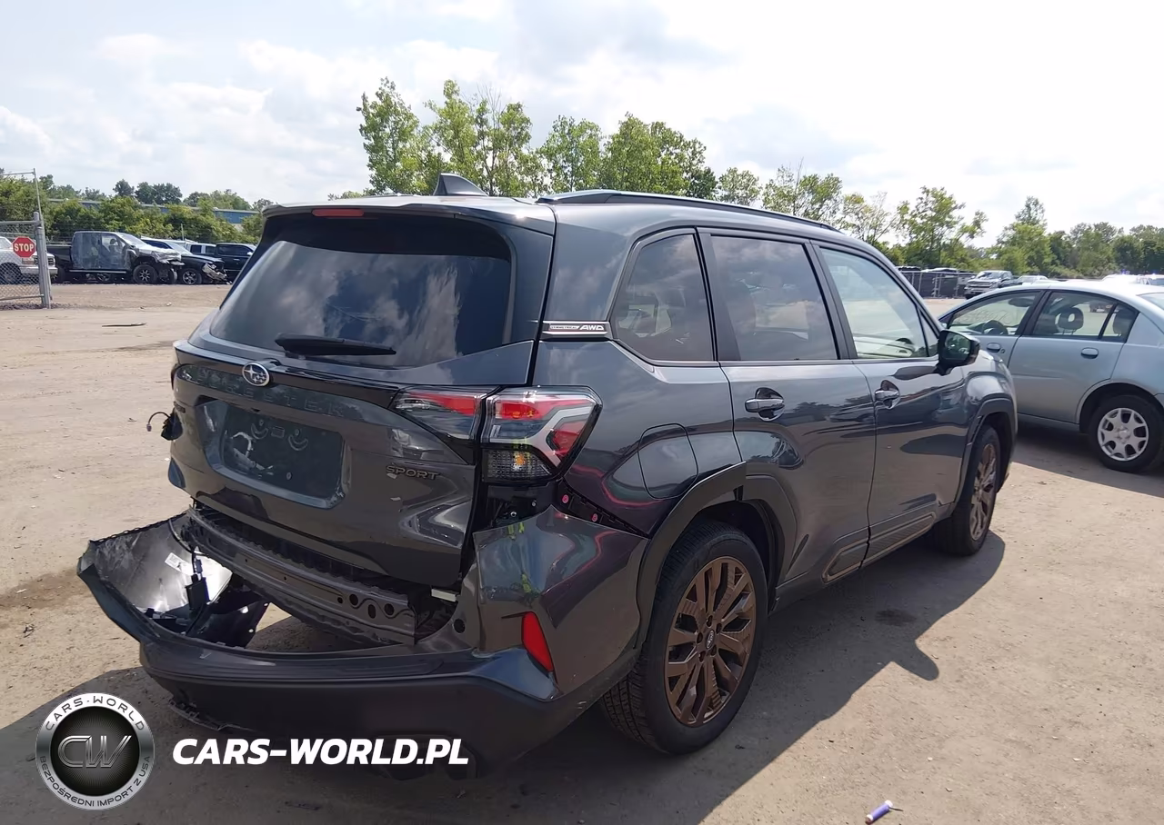 2025 Subaru Forester Sport VIN:JF2SLDHC5SH523168 - 4