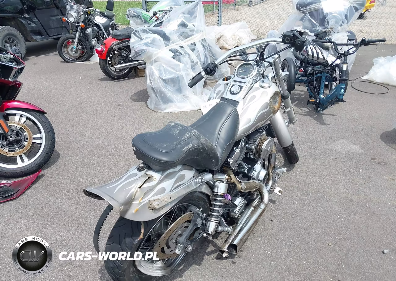 2005 Harley-Davidson Fxdwg VIN:1HD1GEV195K317607 - 3
