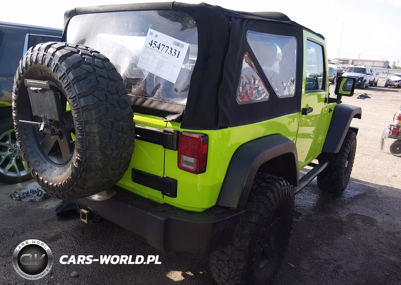 2013 Jeep Wrangler Sport VIN:1C4AJWAG6DL506906 - 4