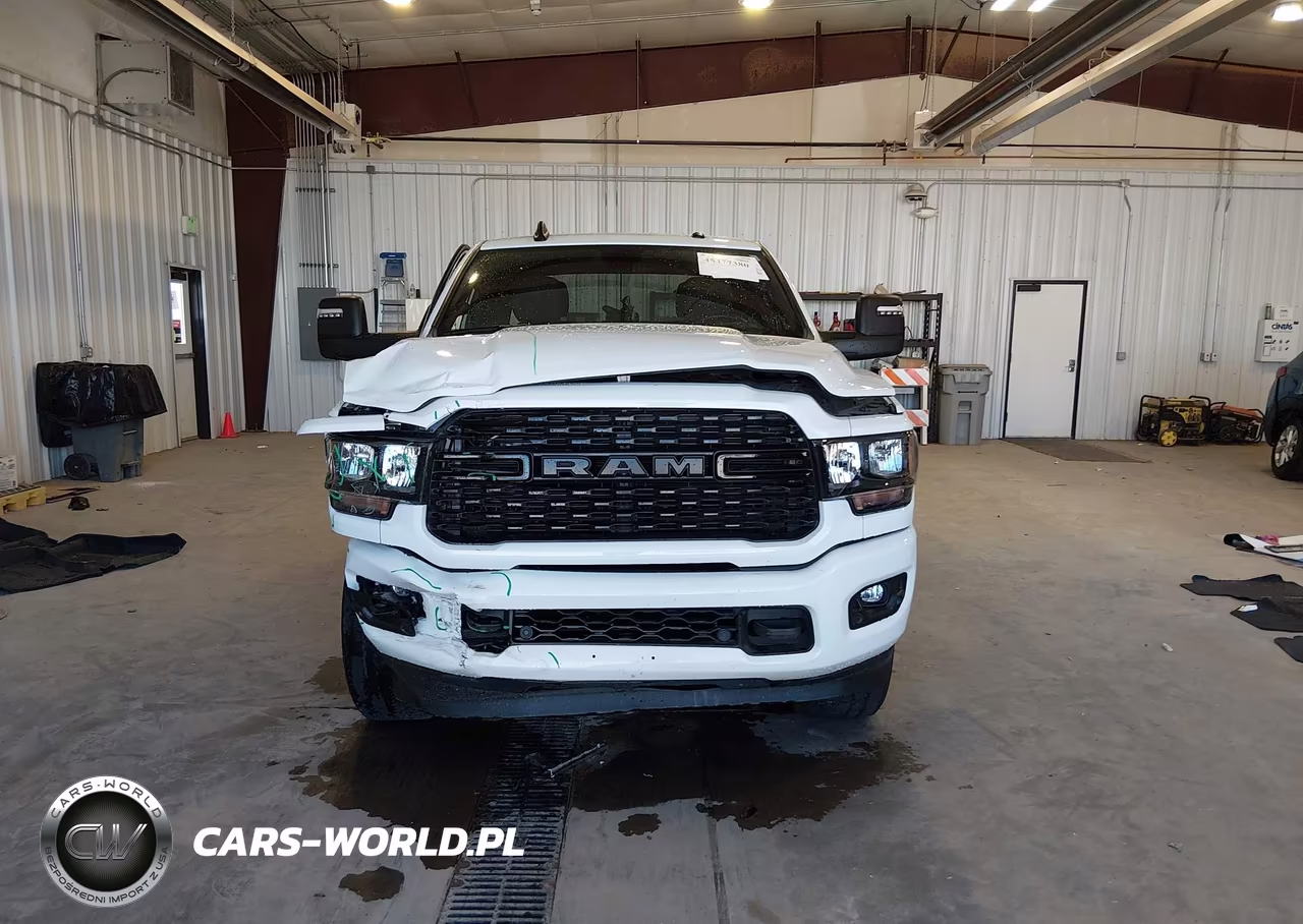 2024 Dodge Ram 2500 VIN:3C6UR5DJ2RG181237 - 13