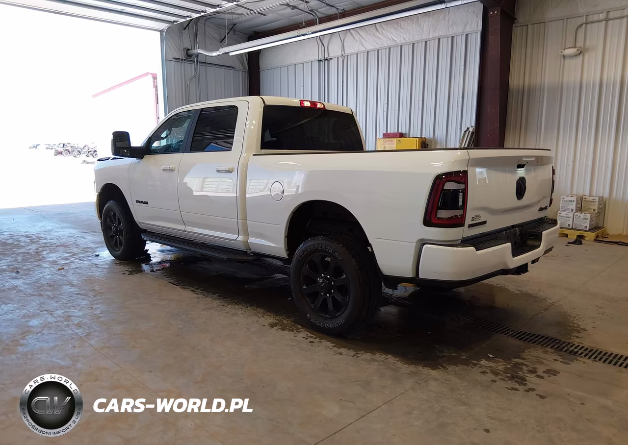 2024 Dodge Ram 2500 VIN:3C6UR5DJ2RG181237 - 3
