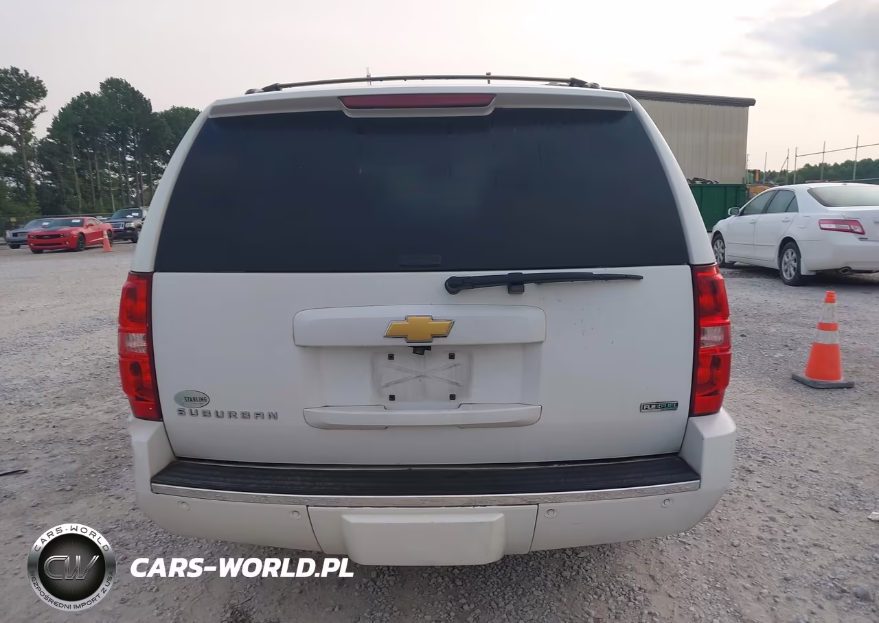 2010 Chevrolet Suburban 1500 Ltz VIN:1GNUCKE08AR185531 - 16
