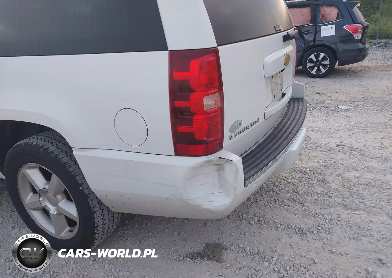 2010 Chevrolet Suburban 1500 Ltz VIN:1GNUCKE08AR185531 - 6