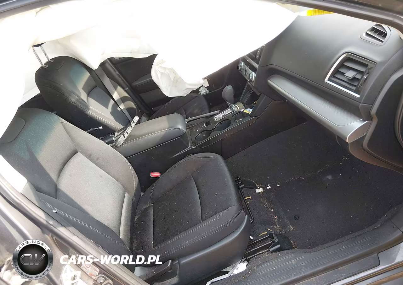 2018 Subaru Legacy 2.5I VIN:4S3BNAA61J3044088 - 5