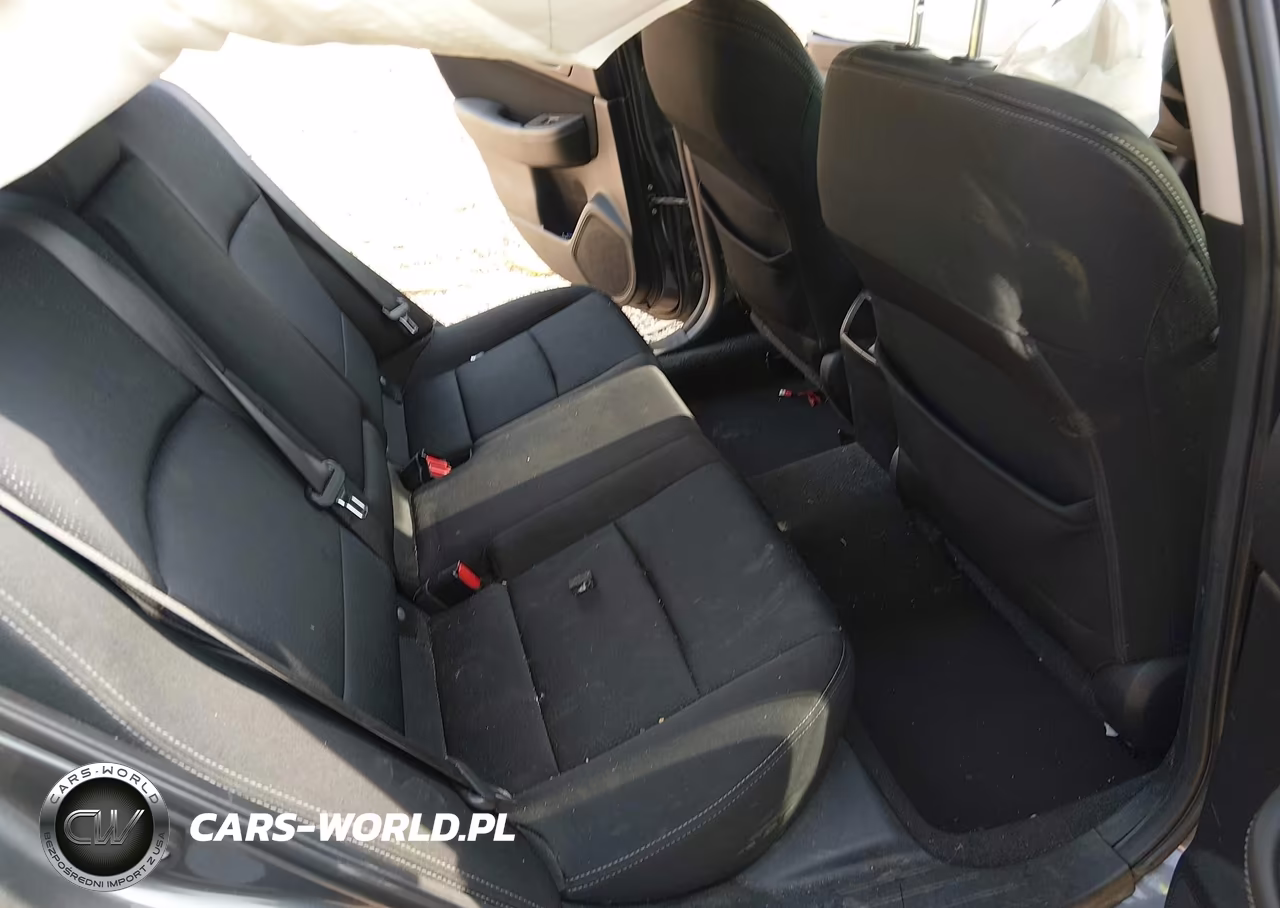 2018 Subaru Legacy 2.5I VIN:4S3BNAA61J3044088 - 8