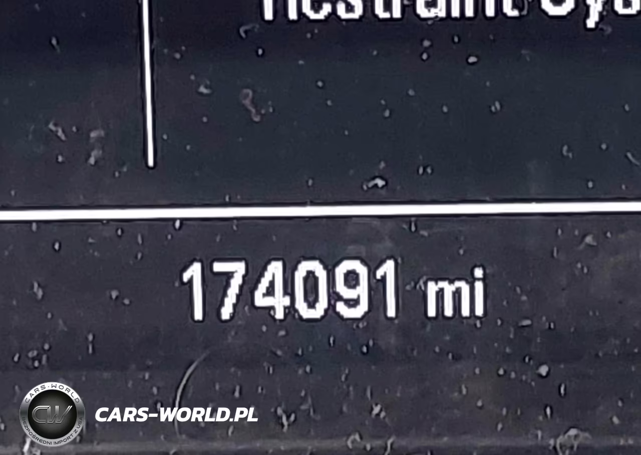 2018 Chevrolet Malibu Lt VIN:1G1ZD5ST8JF193635 - 16