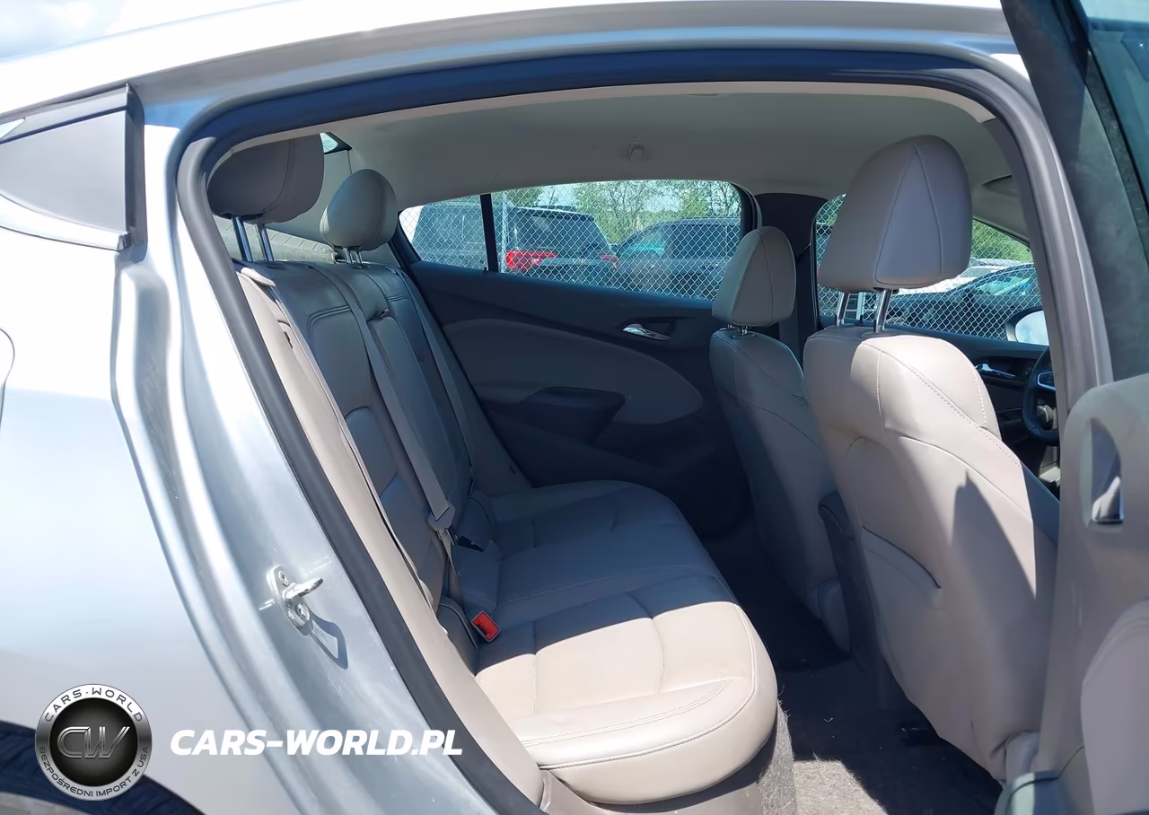 2017 Chevrolet Cruze Lt Manual VIN:1G1BG5SE6H7256617 - 8