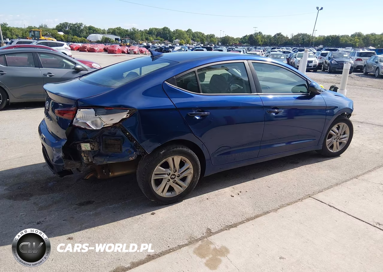 2020 Hyundai Elantra Sel VIN:5NPD84LF8LH560115 - 4