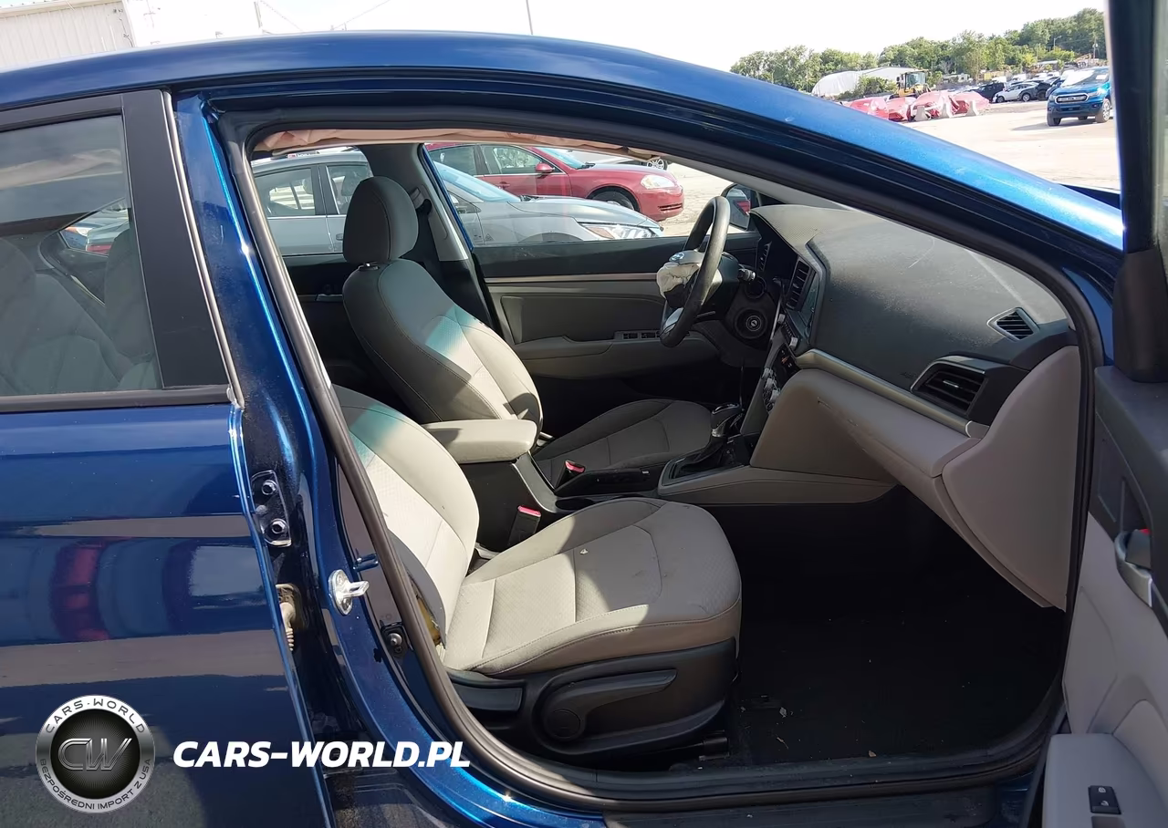 2020 Hyundai Elantra Sel VIN:5NPD84LF8LH560115 - 5