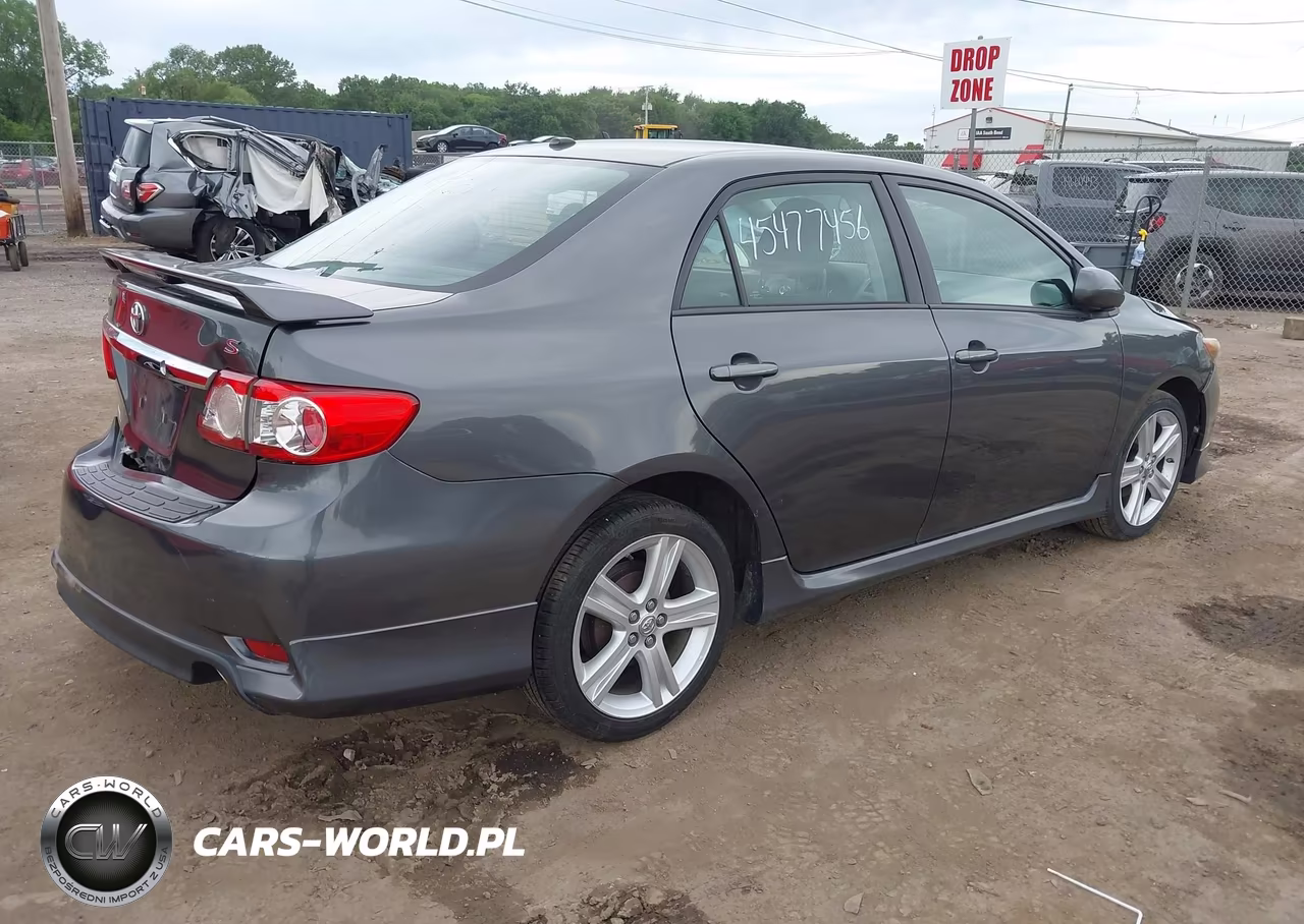 2013 Toyota Corolla S VIN:2T1BU4EE5DC109672 - 4