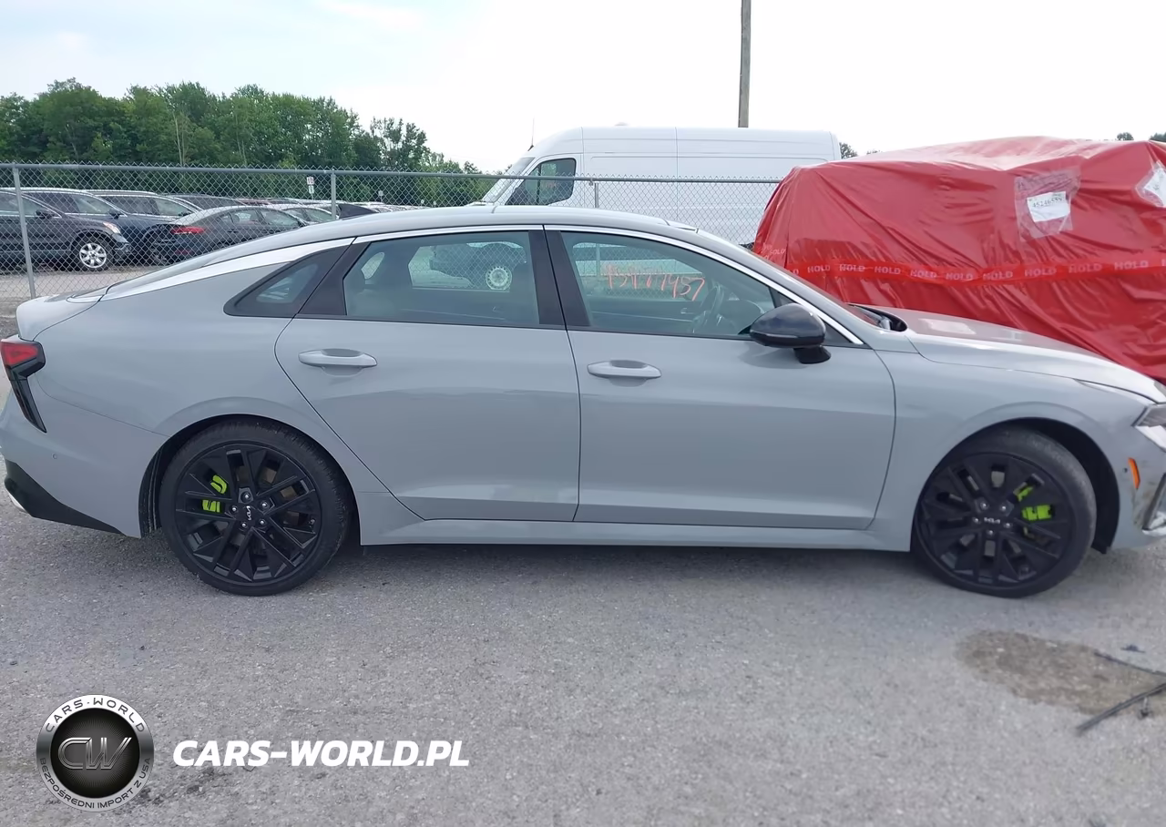 2025 Kia K5 Gt VIN:KNAG44J83S5360610 - 13