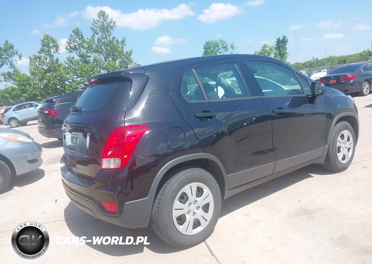 2019 Chevrolet Trax Ls VIN:3GNCJKSB0KL154029 - 4