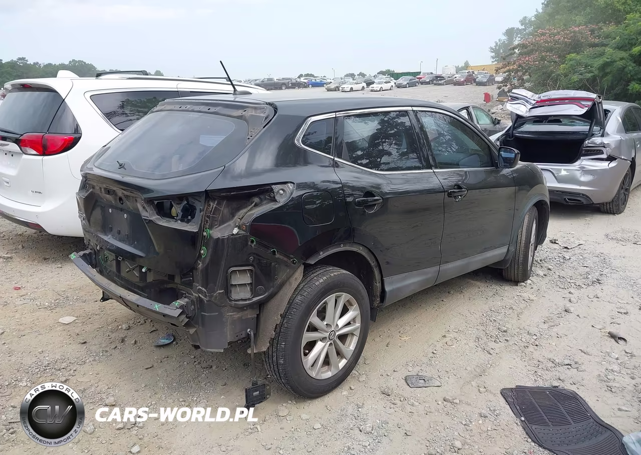 2019 Nissan Rogue Sport S VIN:JN1BJ1CP9KW523363 - 4