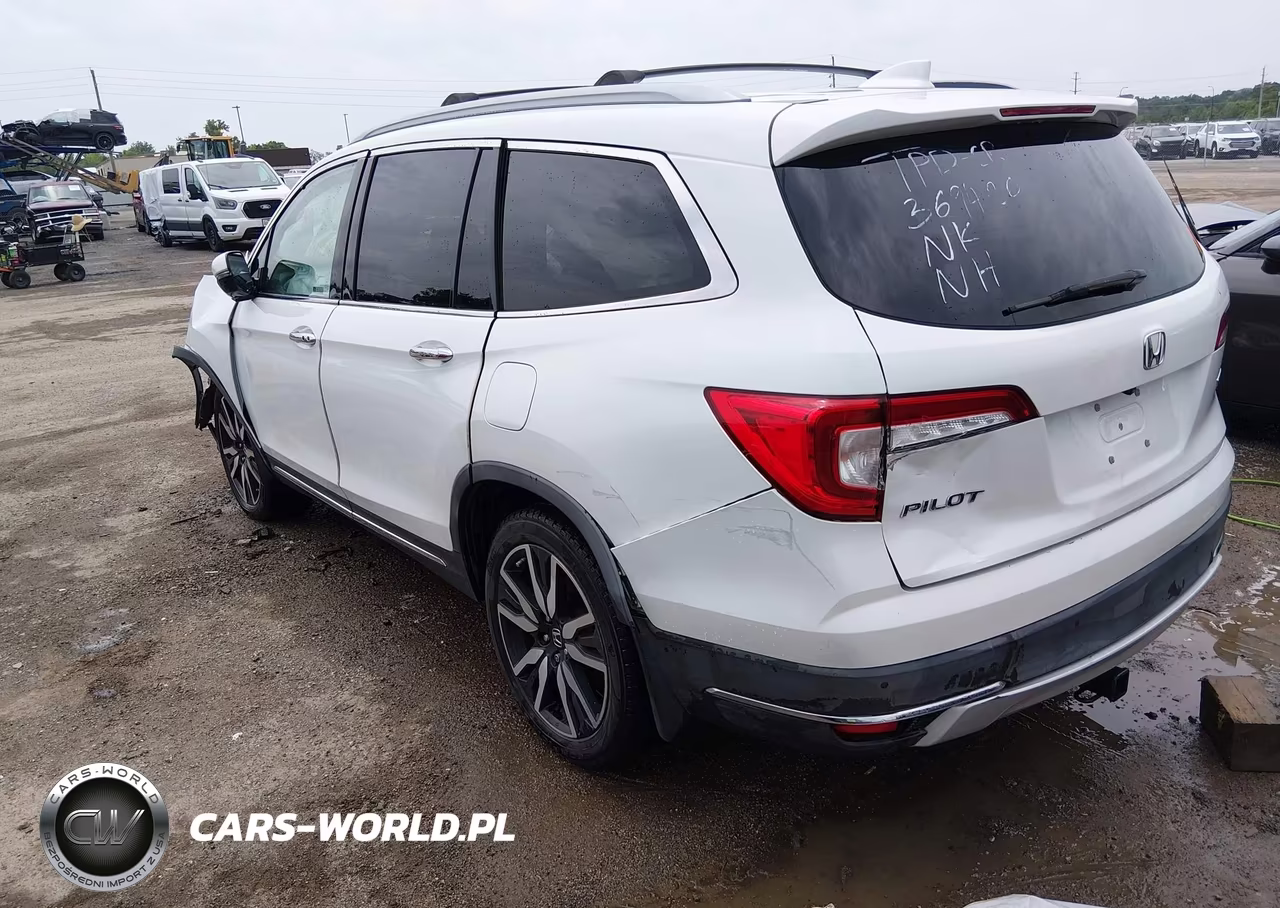 2020 Honda Pilot 2Wd Touring 8 Passenger VIN:5FNYF5H97LB011990 - 3