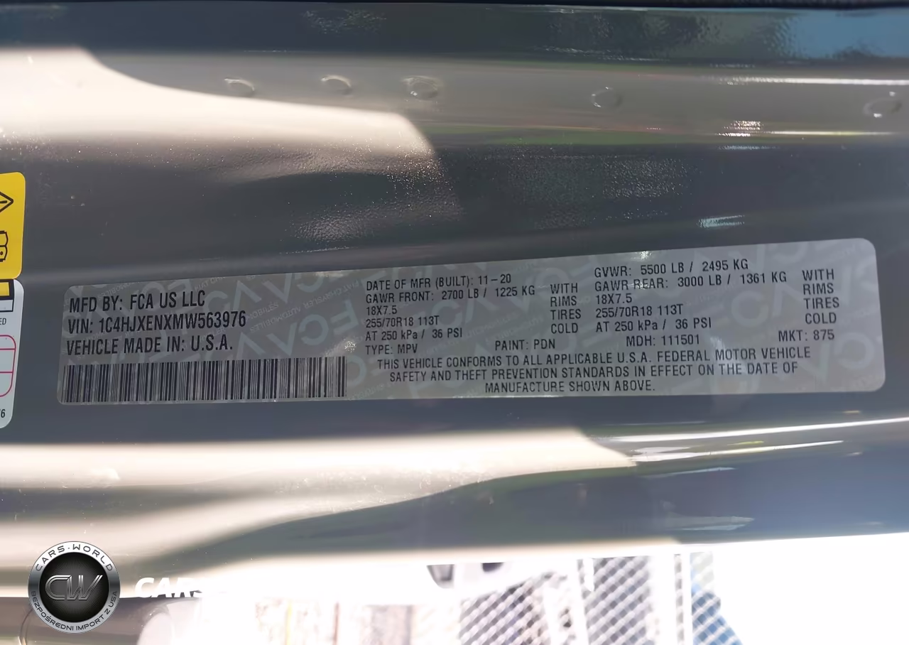 2021 Jeep Wrangler Unlimited Sahara Altitude 4X4 VIN:1C4HJXENXMW563976 - 9