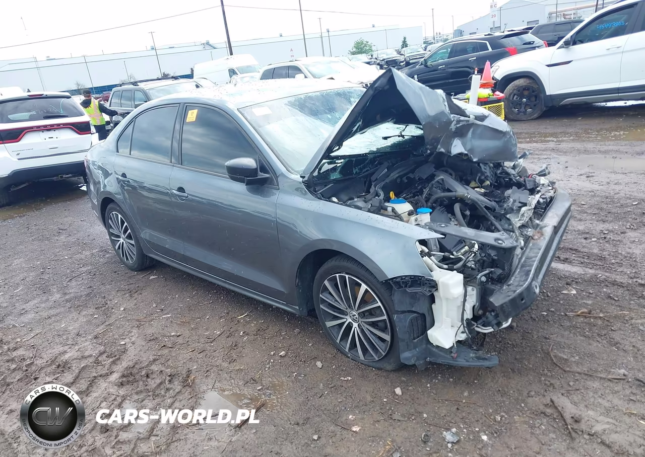 2015 Volkswagen Jetta 1.8T Sport – zdjęcie 1 z 17