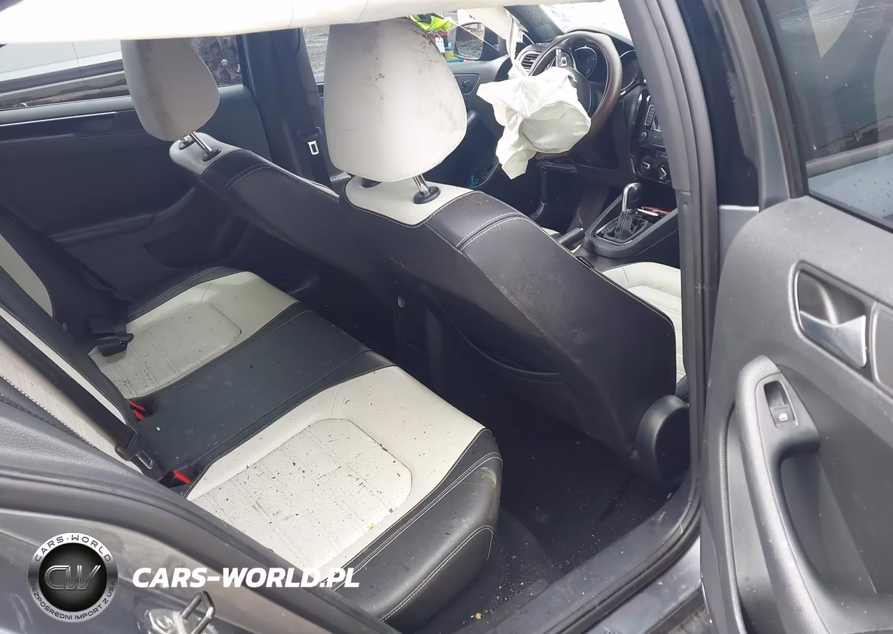 2015 Volkswagen Jetta 1.8T Sport VIN:3VWD17AJ3FM215938 - 8