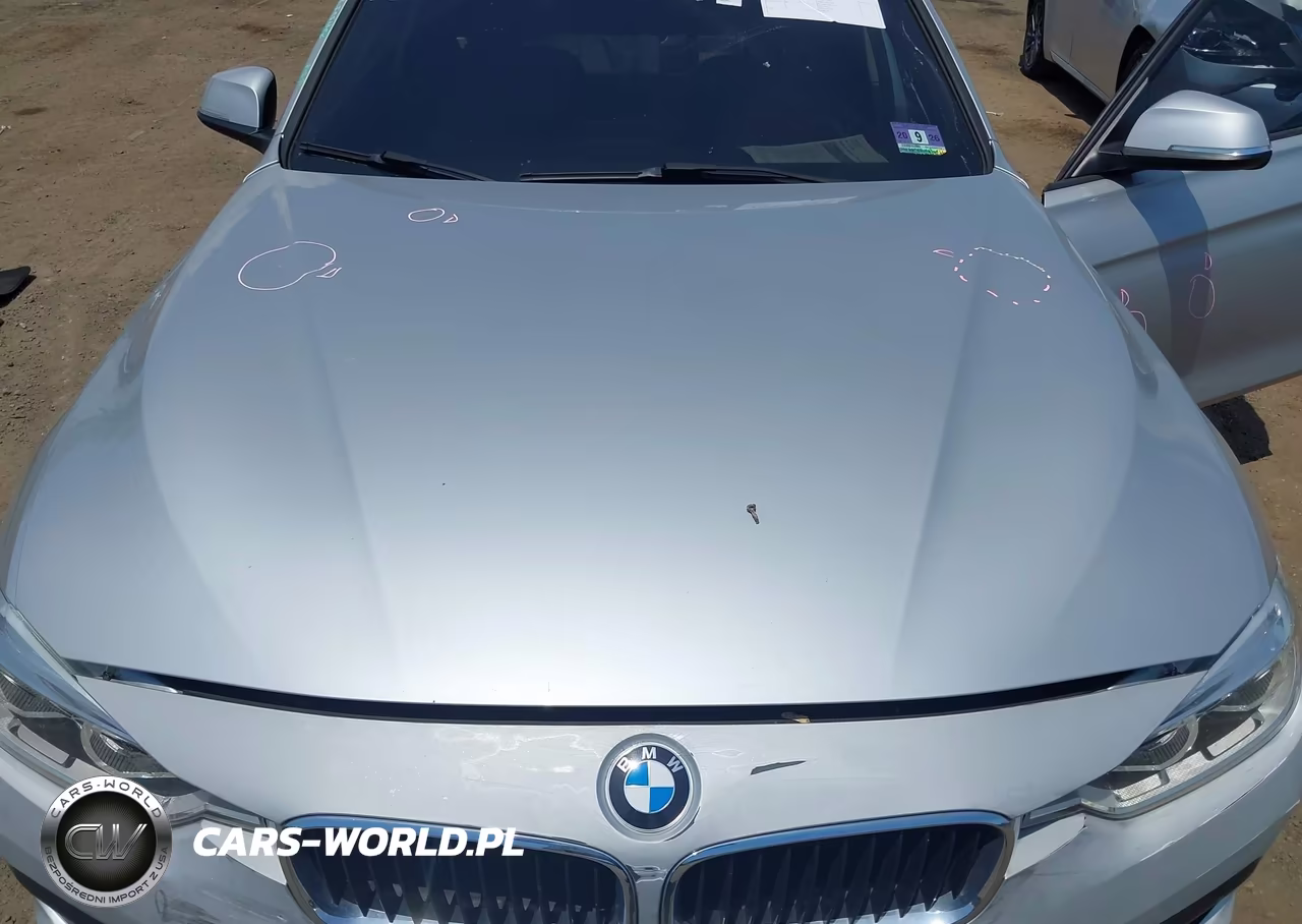 2018 BMW 320I xDrive VIN:WBA8A3C51JA357995 - 10