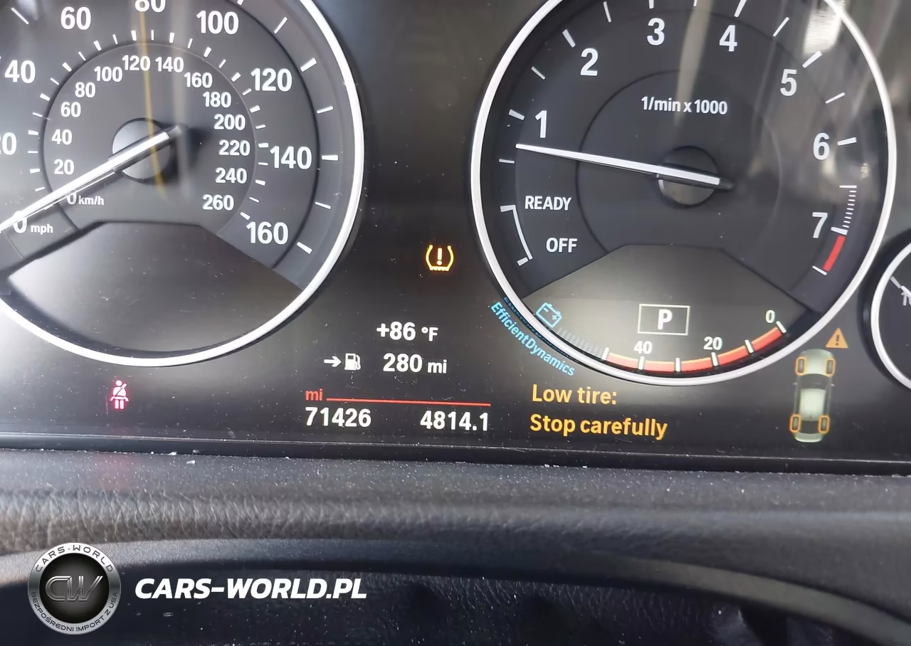 2018 BMW 320I xDrive VIN:WBA8A3C51JA357995 - 15