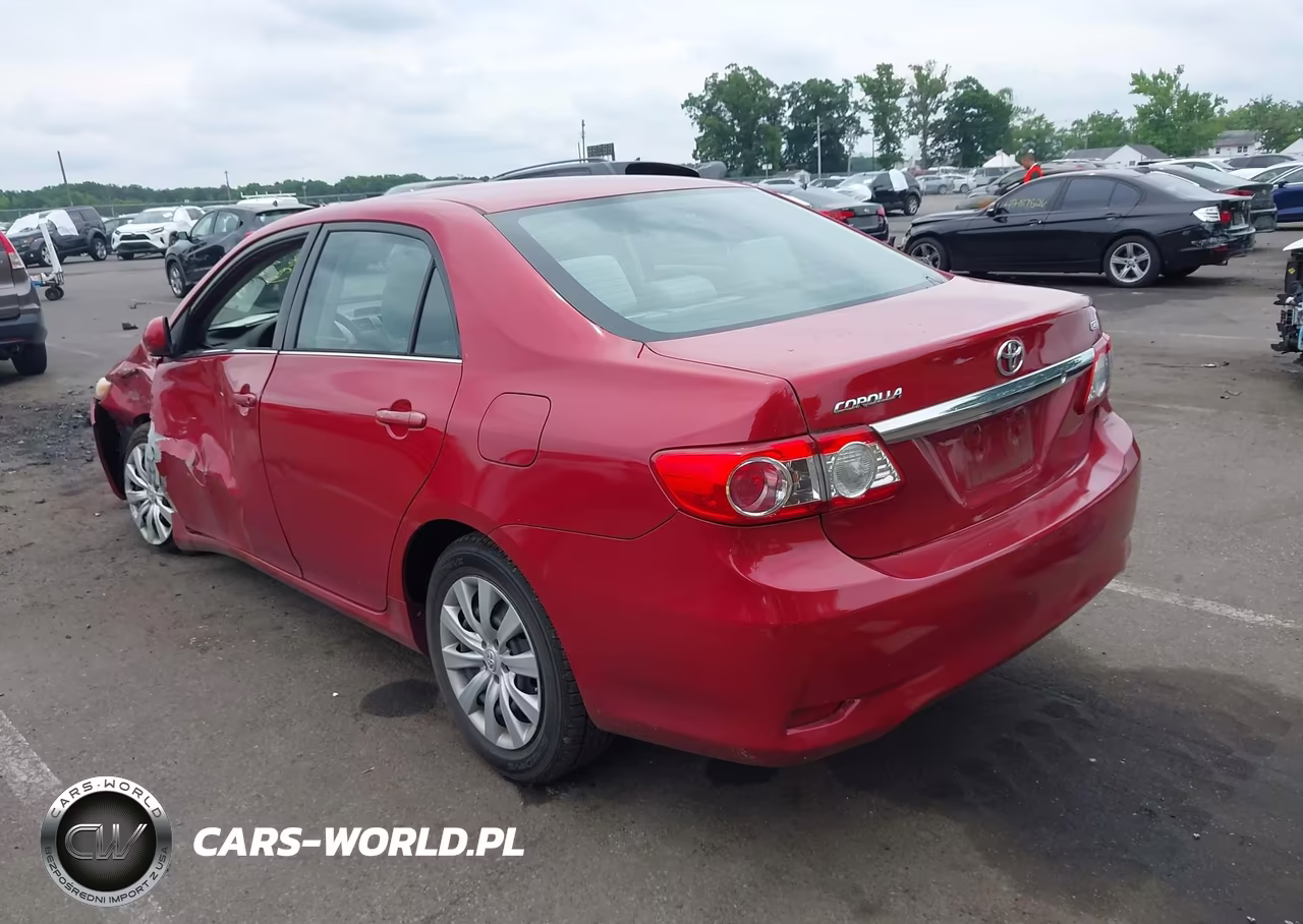 2013 Toyota Corolla Le VIN:5YFBU4EE7DP184387 - 3