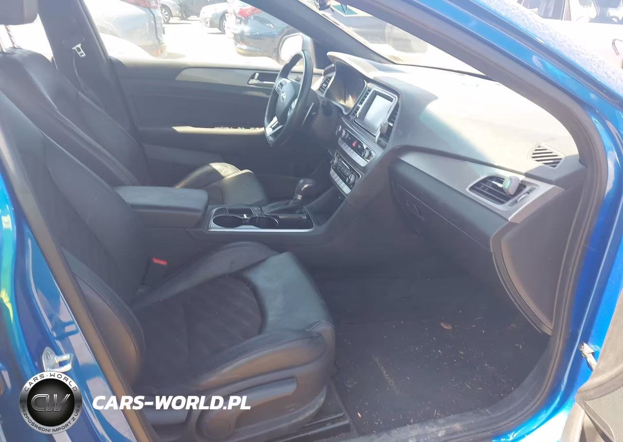 2018 Hyundai Sonata Sport VIN:5NPE34AF2JH598863 - 5