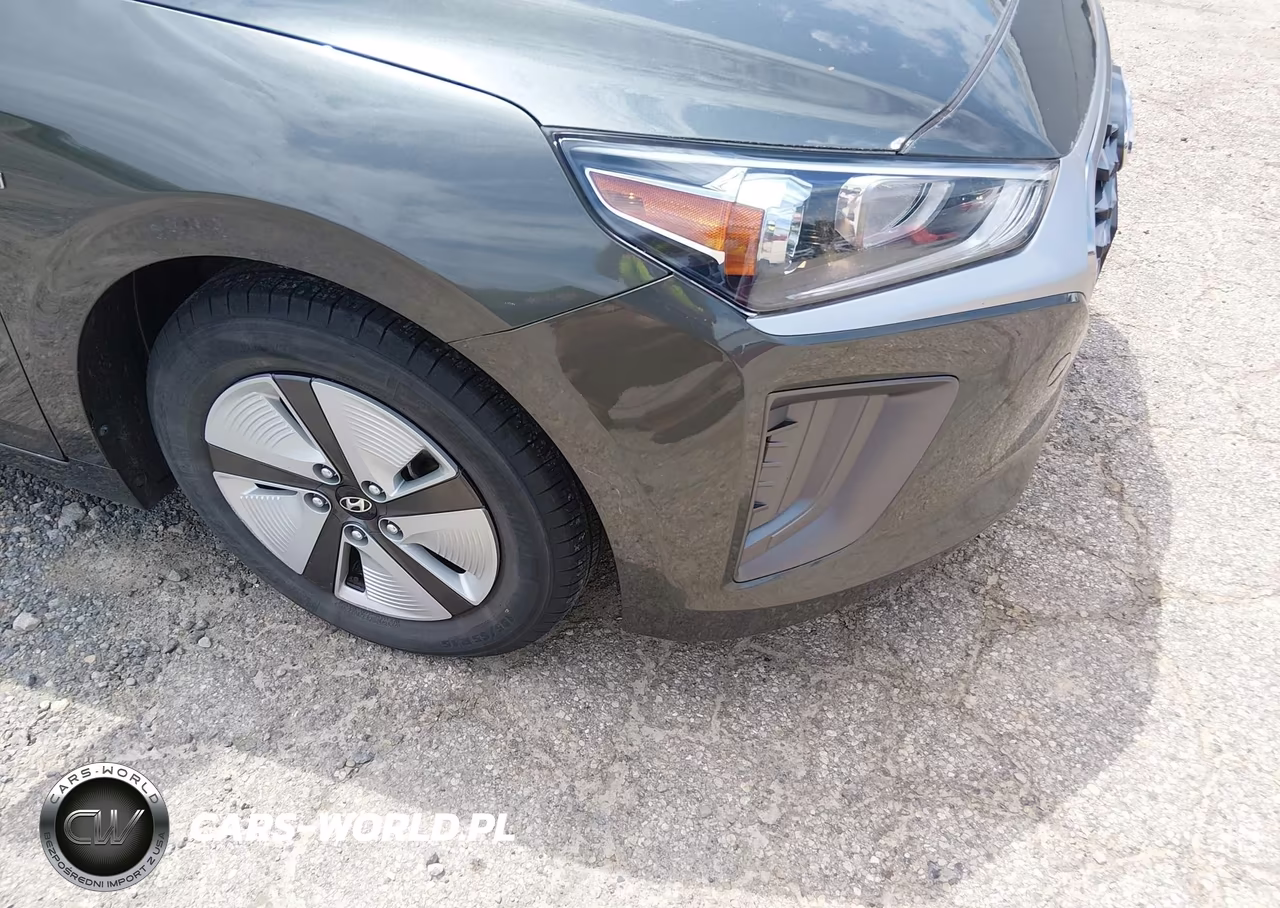 2020 Hyundai Ioniq Hybrid Blue VIN:KMHC65LC4LU220183 - 6