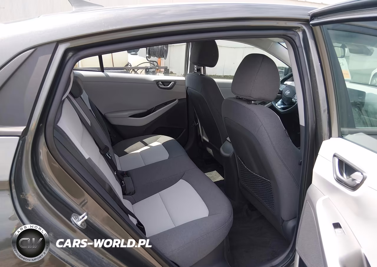 2020 Hyundai Ioniq Hybrid Blue VIN:KMHC65LC4LU220183 - 8