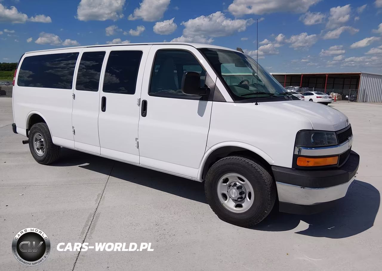 2017 Chevrolet Express 3500 Lt – zdjęcie 1 z 18