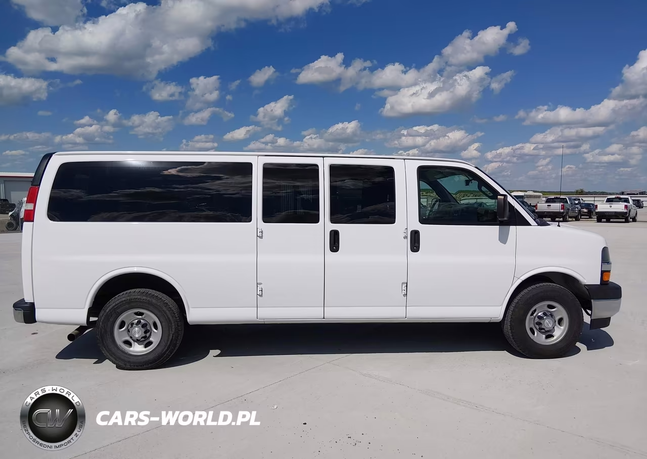 2017 Chevrolet Express 3500 Lt VIN:1GAZGPFG3H1269107 - 15