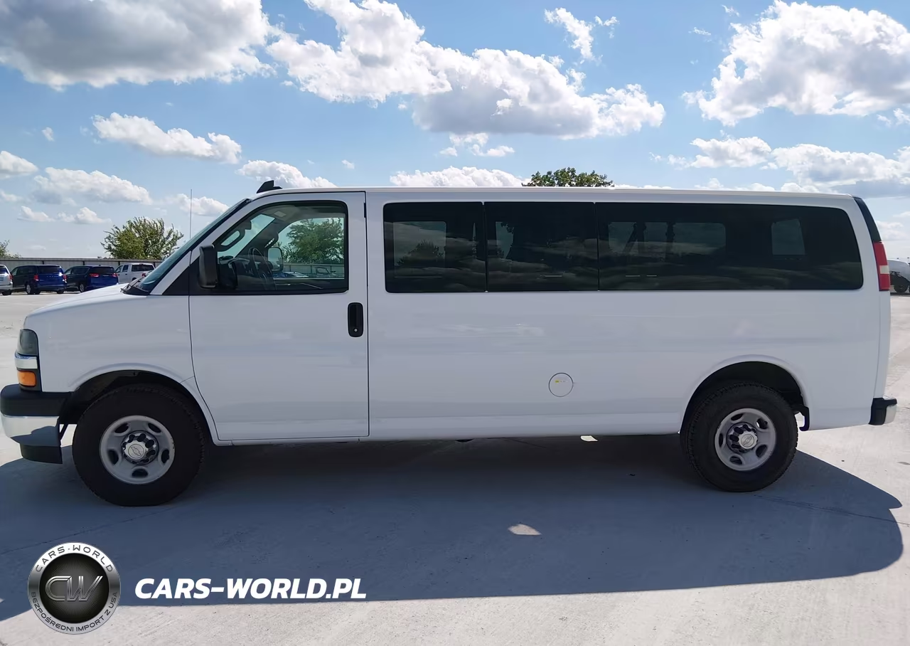 2017 Chevrolet Express 3500 Lt VIN:1GAZGPFG3H1269107 - 16