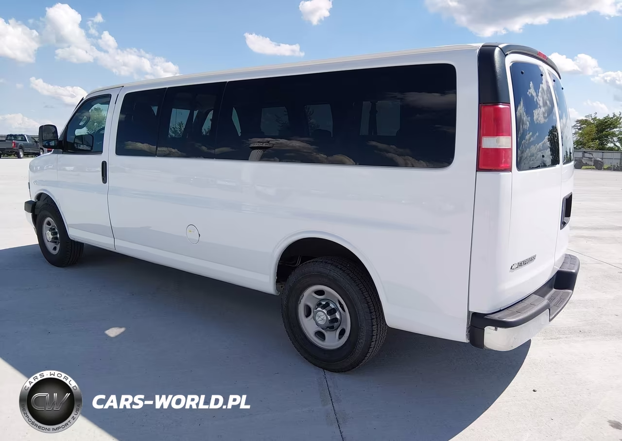 2017 Chevrolet Express 3500 Lt VIN:1GAZGPFG3H1269107 - 3