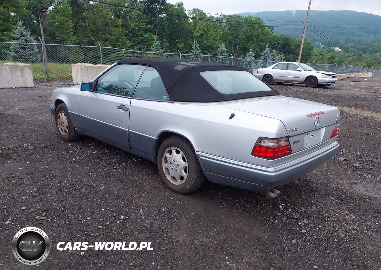 1995 Mercedes-Benz E 320 VIN:WDBEA66E0SC281662 - 3