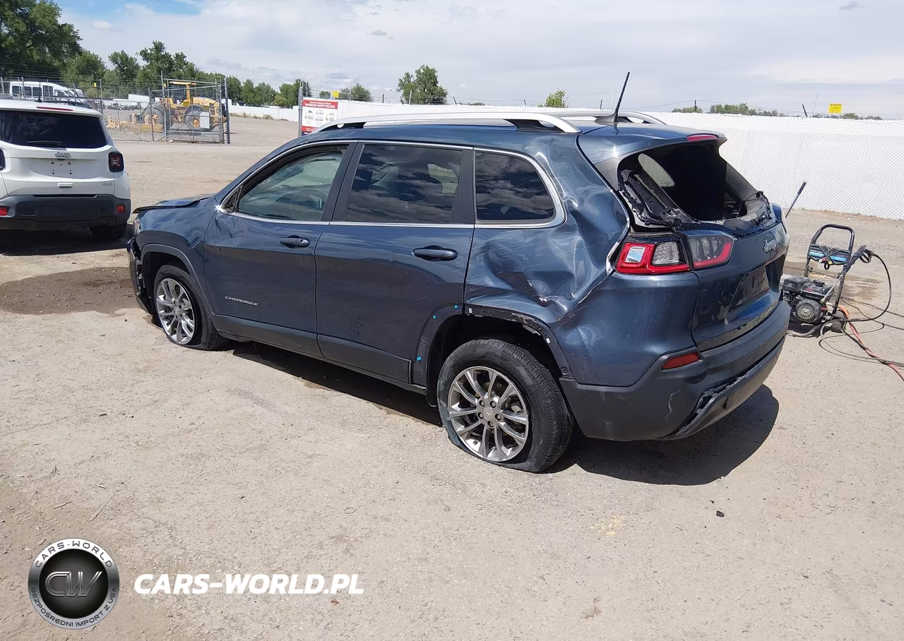 2019 Jeep Cherokee Latitude Plus Fwd VIN:1C4PJLLB9KD387458 - 3