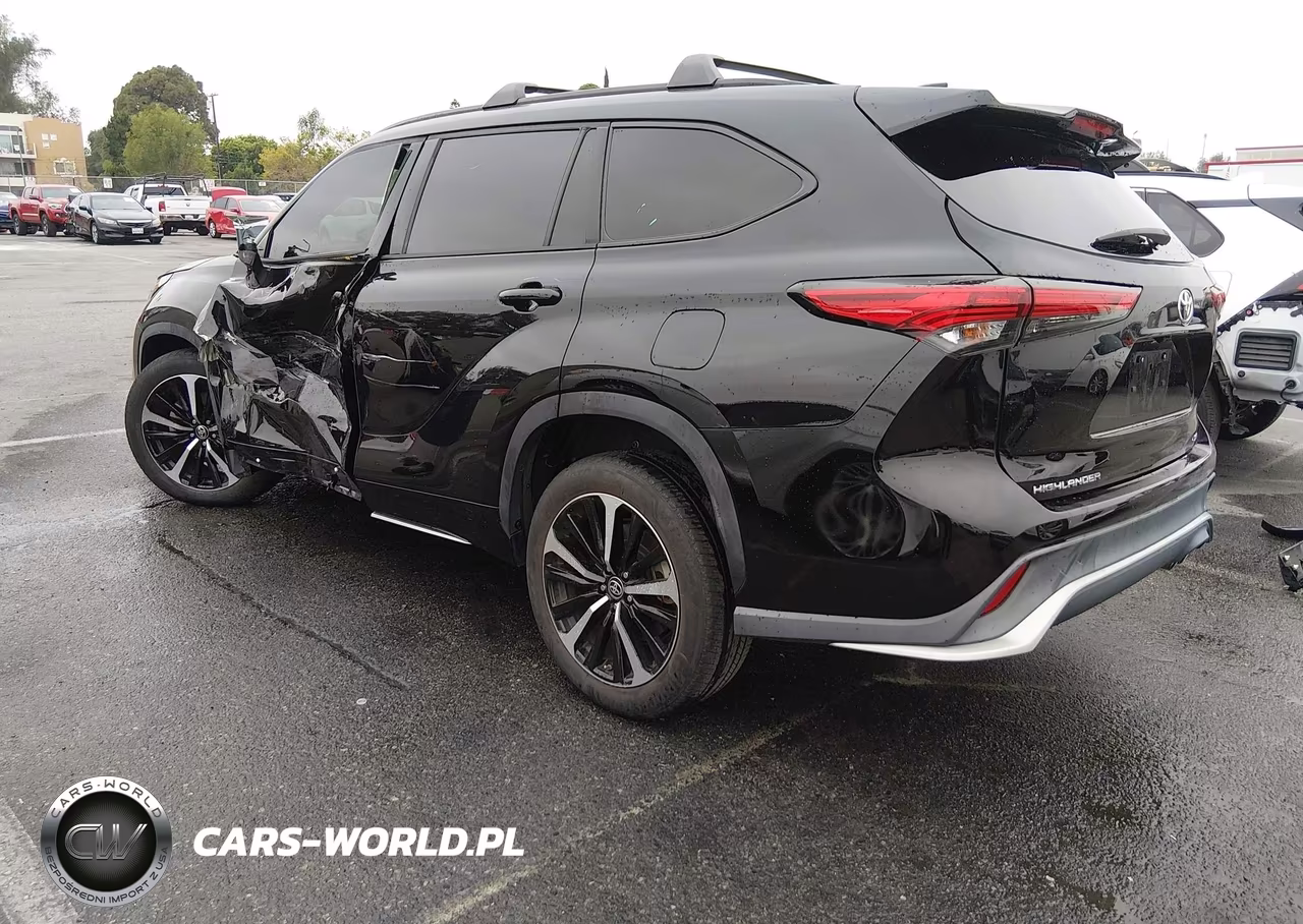2021 Toyota Highlander Xse VIN:5TDJZRAHXMS057649 - 3
