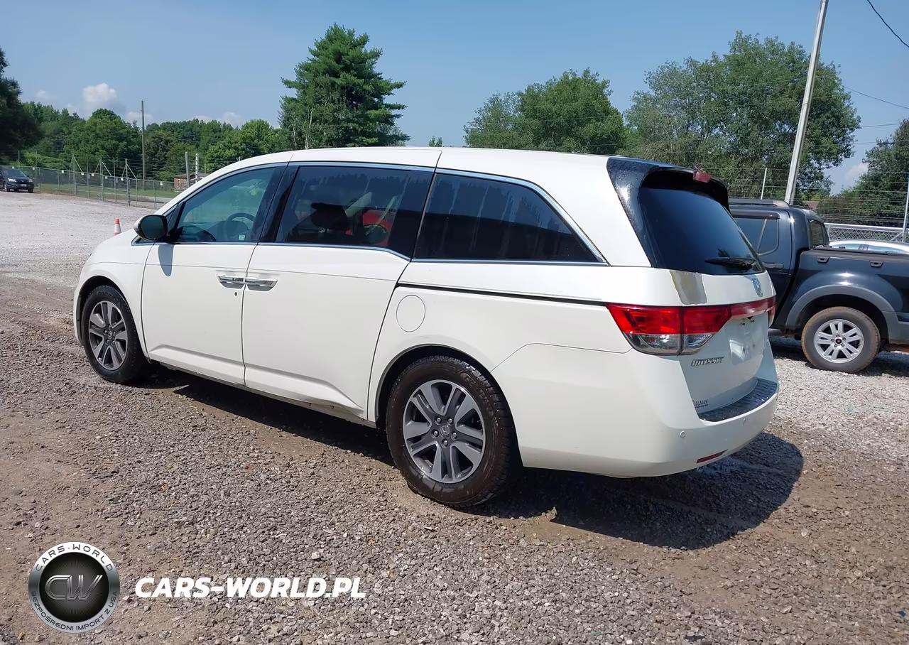 2014 Honda Odyssey Touring-Touring Elite VIN:5FNRL5H98EB123388 - 3