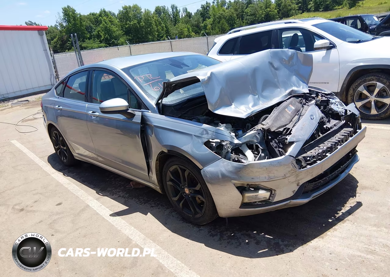 2020 Ford Fusion Se – zdjęcie 1 z 16