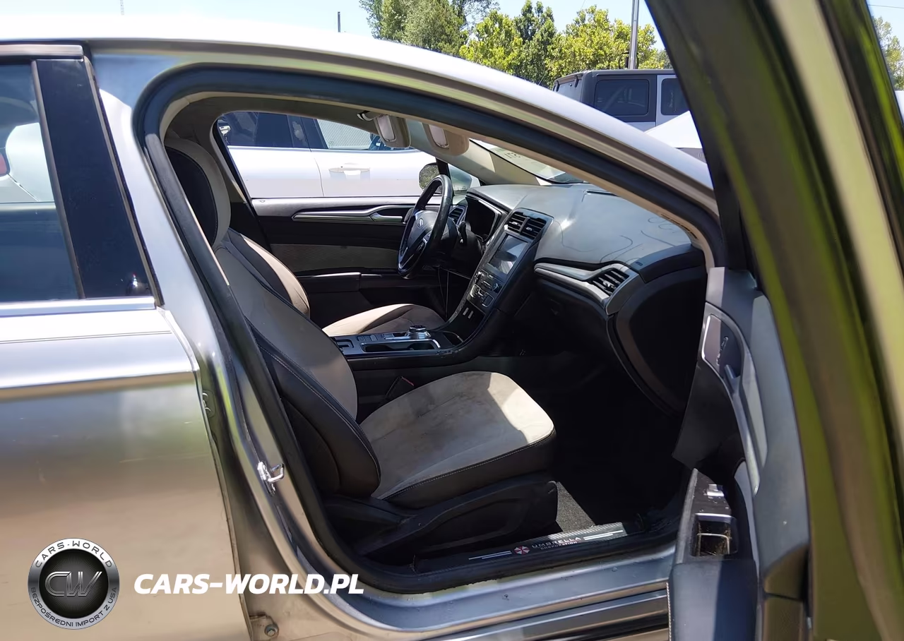 2020 Ford Fusion Se VIN:3FA6P0HD4LR222869 - 5