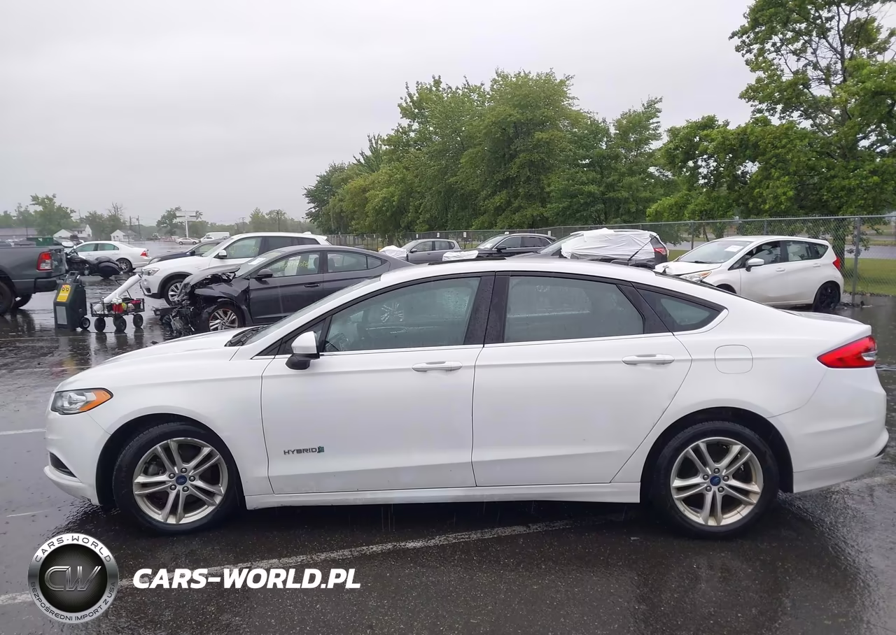 2018 Ford Fusion Hybrid Se VIN:3FA6P0LU5JR247851 - 14