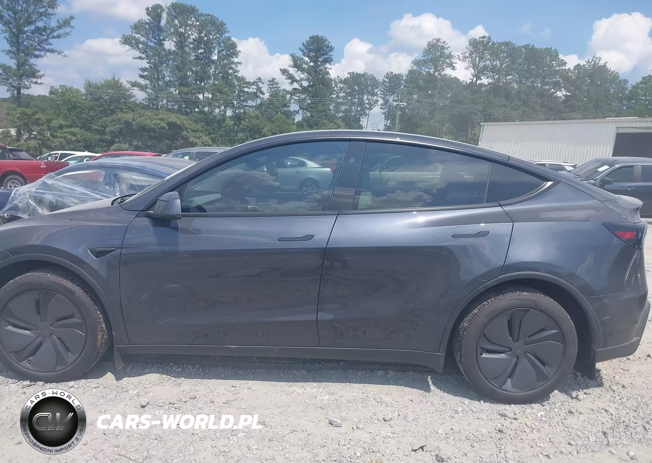 2026 Tesla Model Y All-Wheel Drive-Long Range Launch Series-Premium All-Wheel Drive VIN:7SAYGDEE5TA581432 - 14
