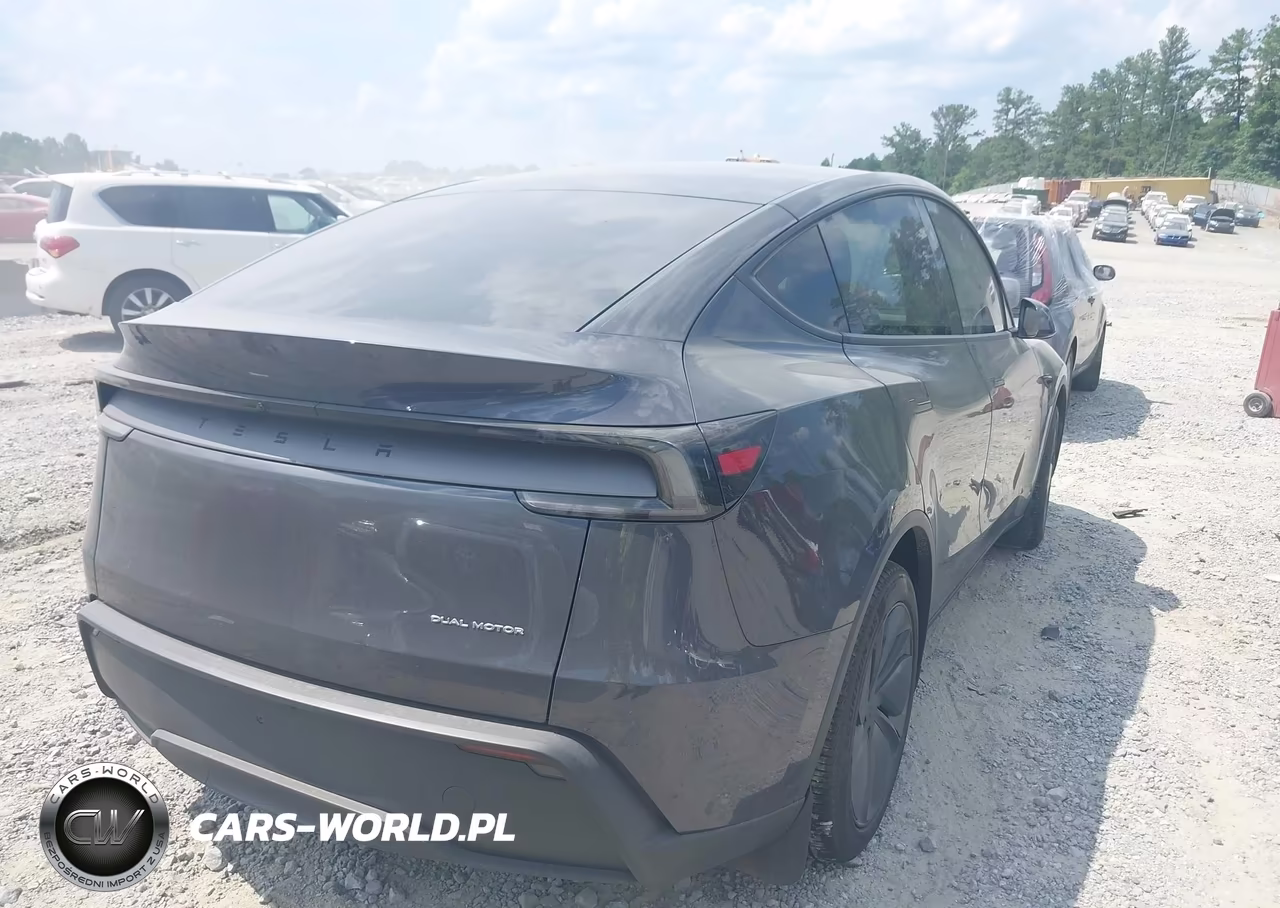 2026 Tesla Model Y All-Wheel Drive-Long Range Launch Series-Premium All-Wheel Drive VIN:7SAYGDEE5TA581432 - 4